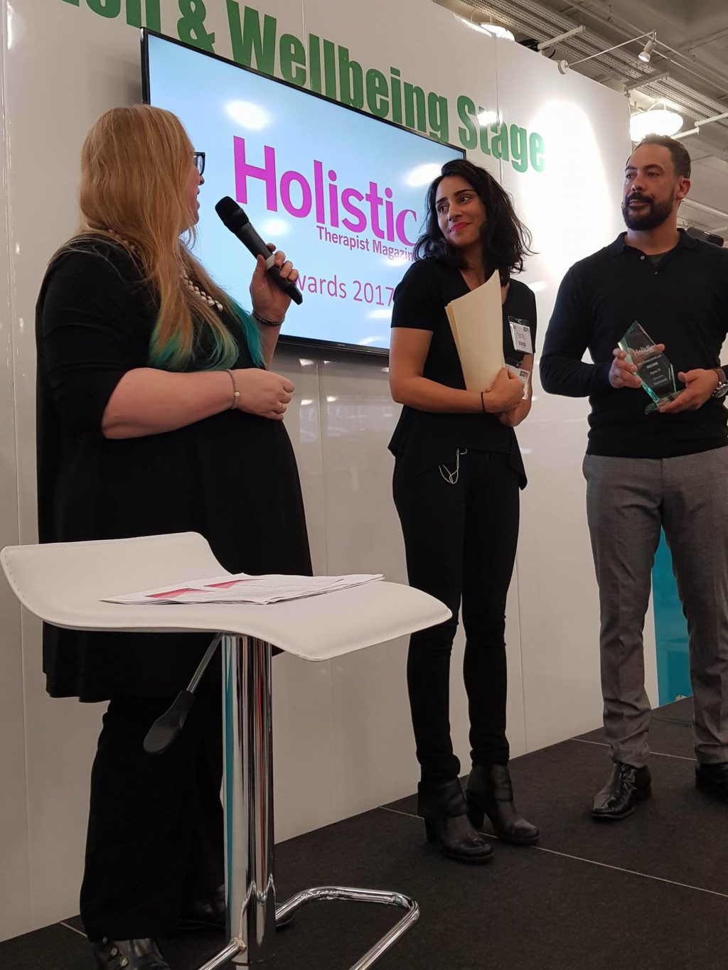 Best training school with Dr Kate at the Holistic therapist magazine Holistic Business Awards 2nd place hypnotc hypnotherapy training company 2017 winner dr kate beaven marks