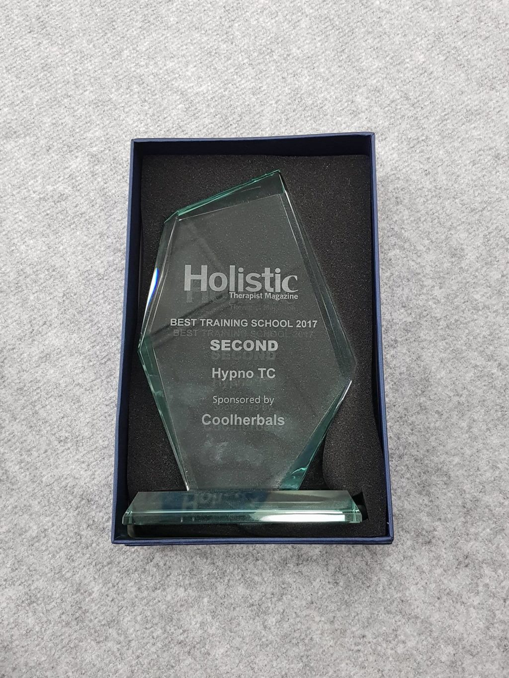 Holistic therapist magazine Holistic Business Awards 2nd place hypnotc hypnotherapy training company 2017 winner