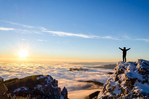 mountain happy joy amazin feeling good achievement sky sunset metaphors for hypnotherapy