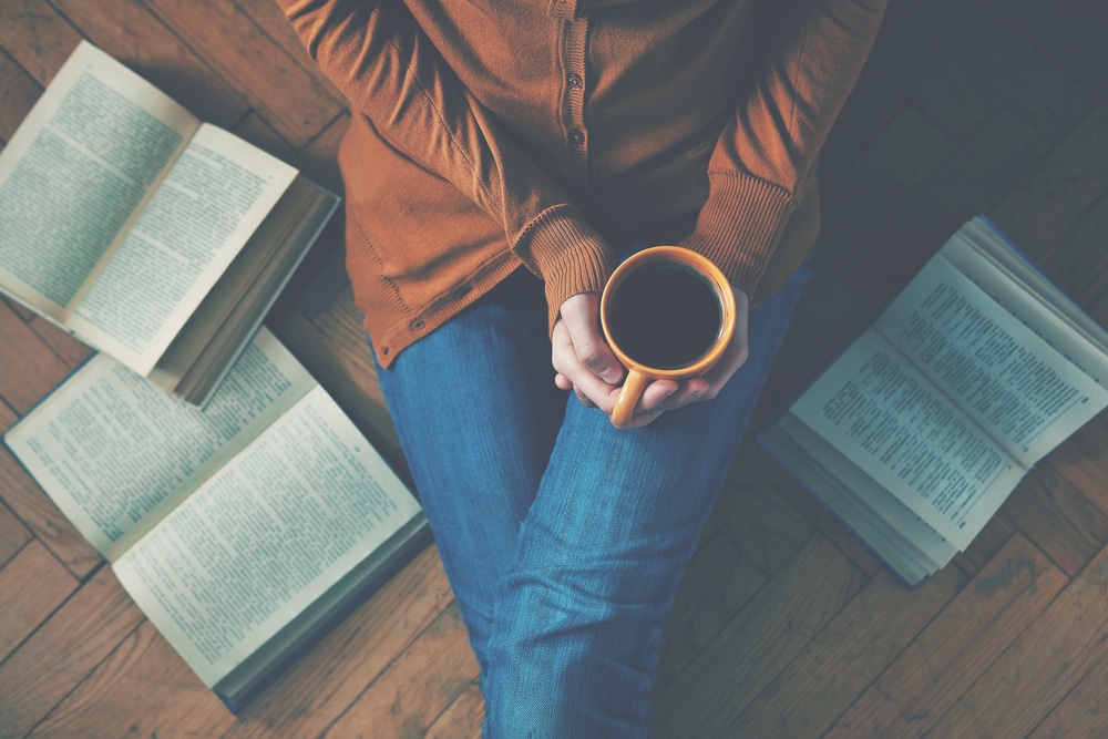 read-books-coffee-woman