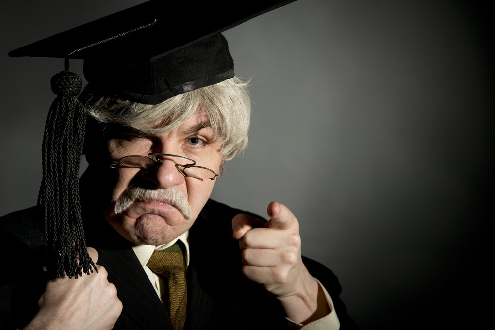 Hypnotherapy training course_ image of a possibly bad hypnotherapy trainer